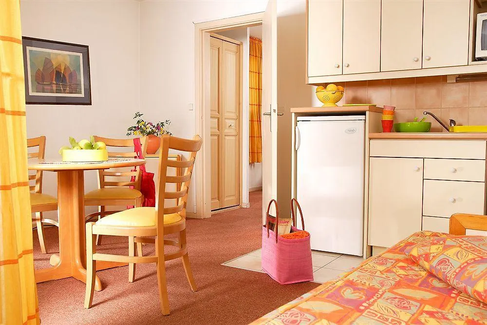 Residence Pierre & Vacances Les Citronniers Menton 3*,